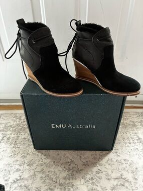 Emu Black Suede & Leather Wedge Ankle Boots